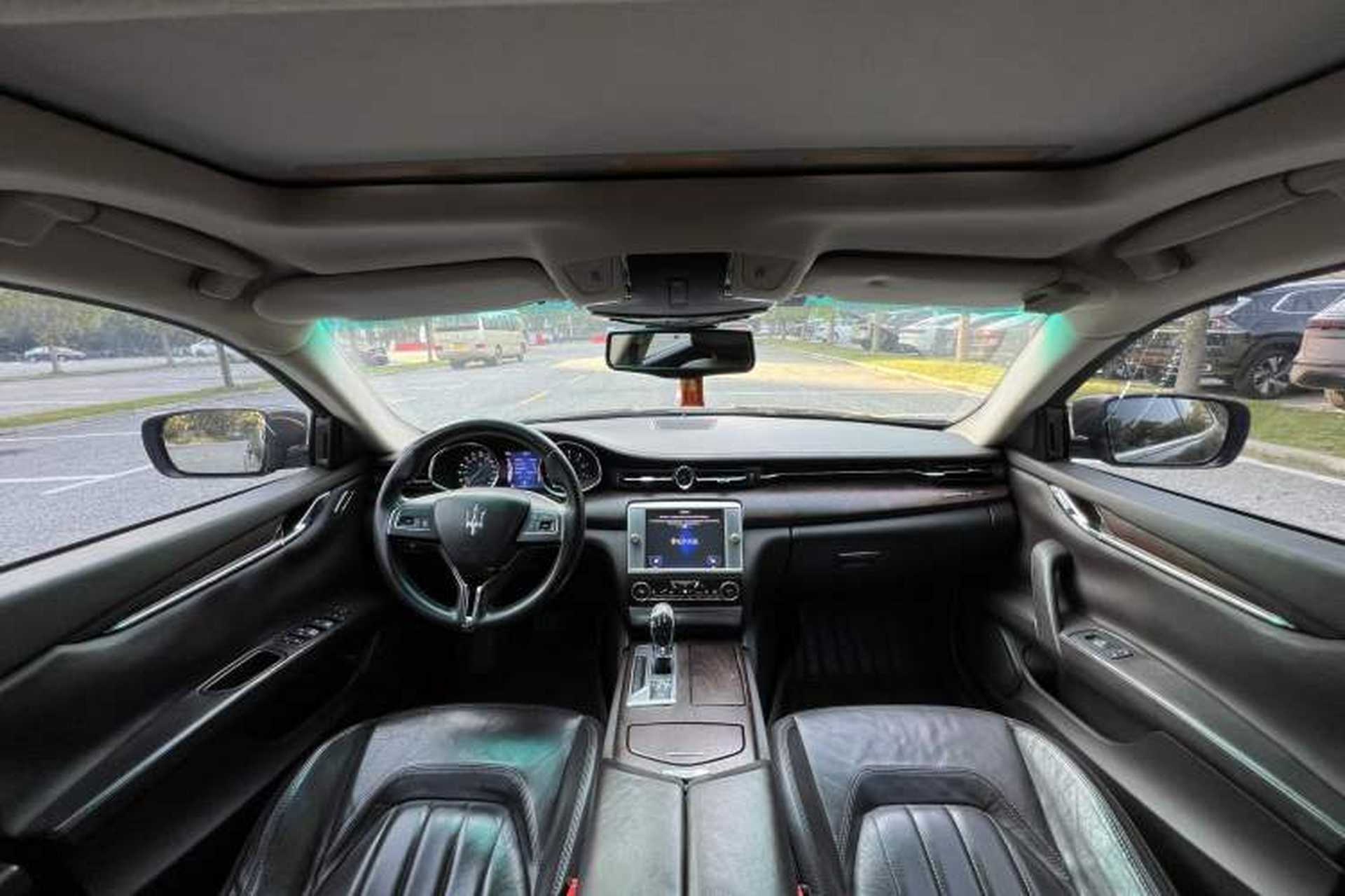 Used Maserati President 2013 3.0T Standard Model Interior 5