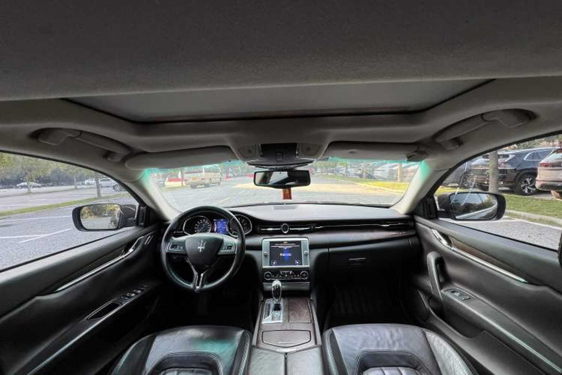 Used Maserati President 2013 3.0T Standard Model Interior 8