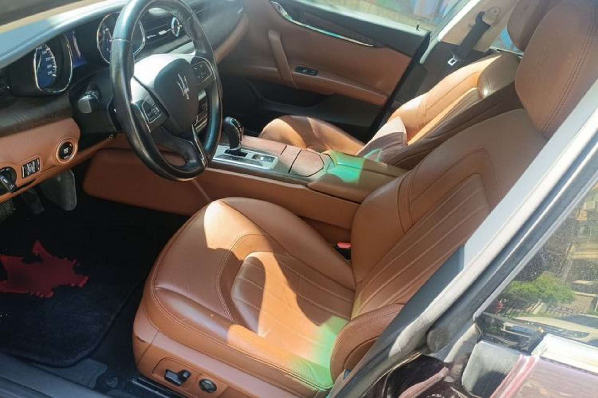 Used Maserati President 2013 3.0T Standard Model Left Front Seat