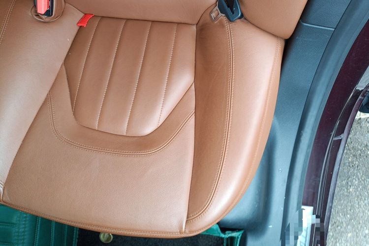 Used Maserati President 2013 3.0T Standard Model Left Rear Seat
