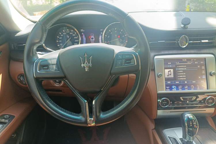 Used Maserati President 2013 3.0T Standard Model Steering Wheel