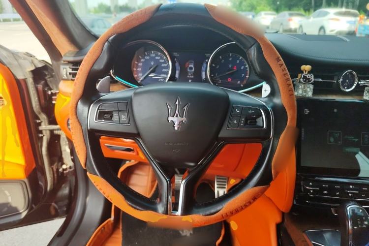 Used Maserati President 2013 3.0T Standard Model Steering Wheel