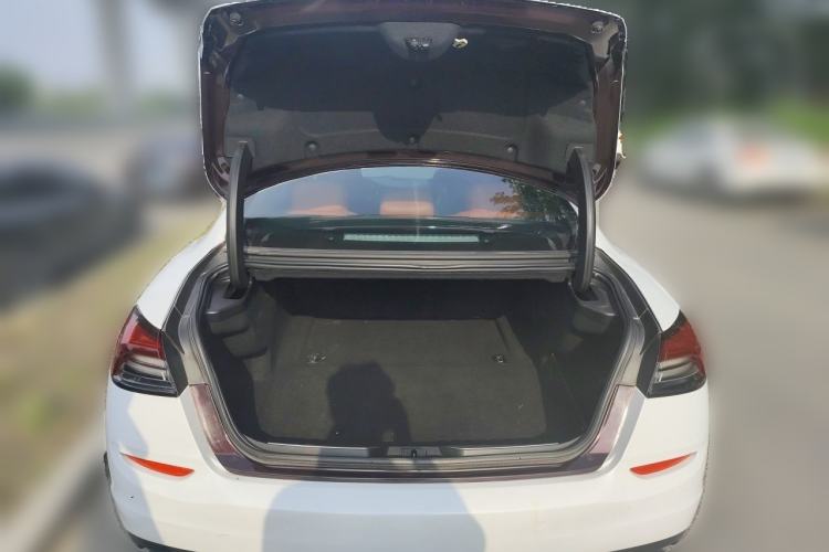 Used Maserati President 2013 3.0T Standard Model Trunk