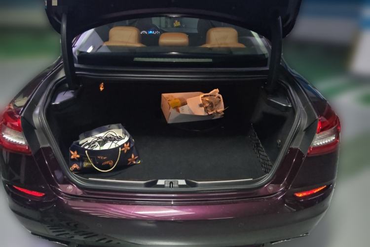 Used Maserati President 2013 3.0T Standard Model Trunk