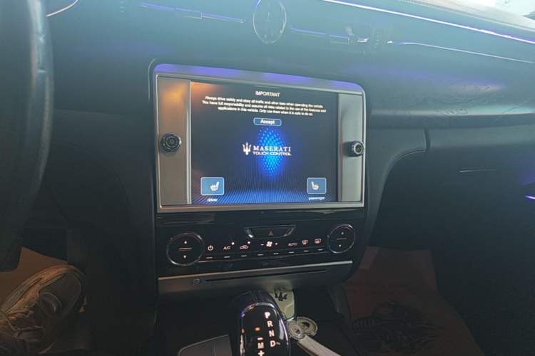 Used Maserati President  Audio And AC Panel