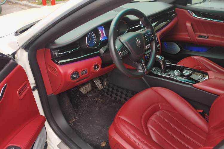 Used Maserati President 2013 3.0T Standard Model Driver Seat