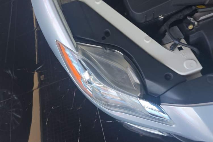 Used Maserati President  Right Front Headlight