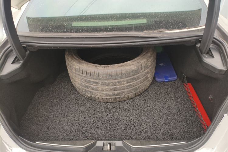 Used Maserati President 2013 3.0T Standard Model Trunk