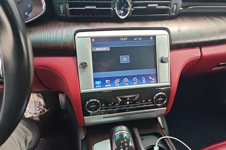 Used Maserati President 2013 3.0T Standard Model Audio And AC Panel