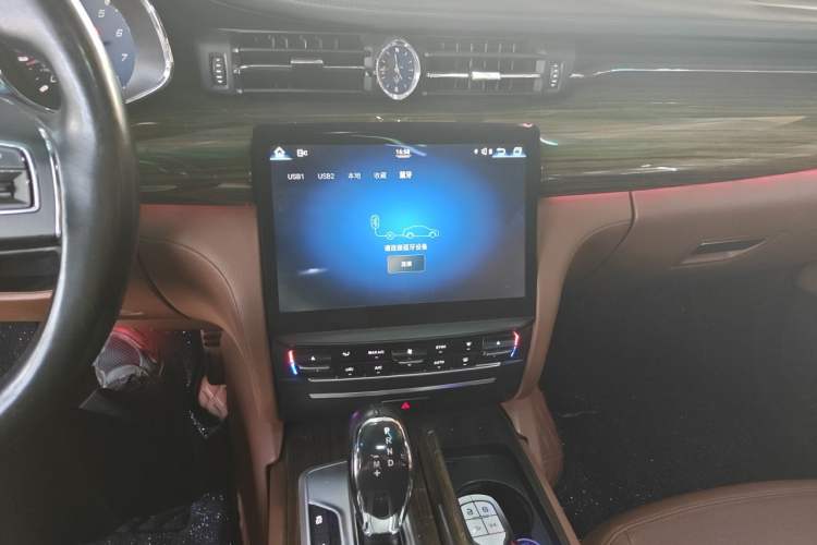 Used Maserati President 2013 3.0T Standard Model Audio And AC Panel