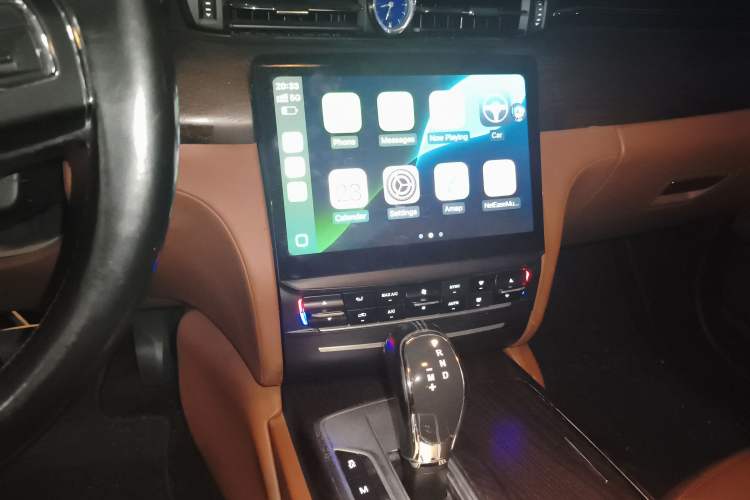 Used Maserati President 2013 3.0T Standard Model Audio And AC Panel