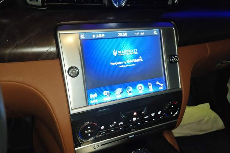 Used Maserati President 2013 3.0T Standard Model Audio And AC Panel