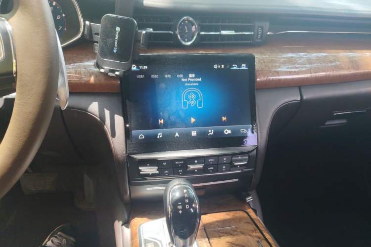 Used Maserati President 2013 3.0T Standard Model Audio And AC Panel
