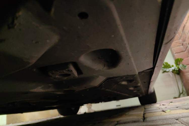 Used Maserati President 2013 3.0T Standard Model Chassis Front Left