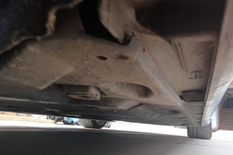 Used Maserati President 2013 3.0T Standard Model Chassis Front Left