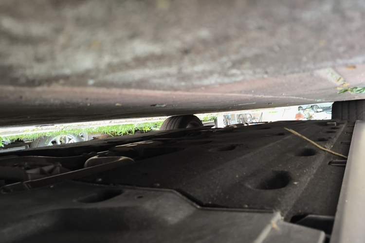 Used Maserati President 2013 3.0T Standard Model Chassis Front Right