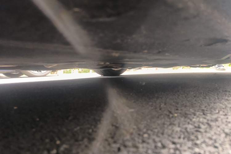 Used Maserati President 2013 3.0T Standard Model Chassis Front Right
