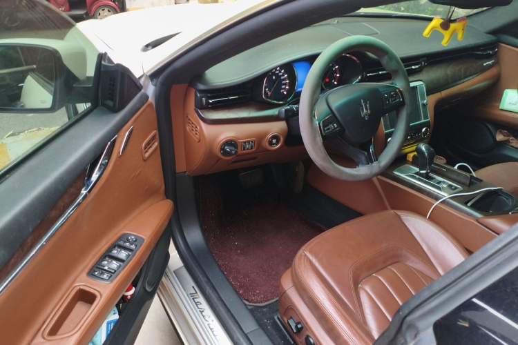 Used Maserati President 2013 3.0T Standard Model Driver Seat