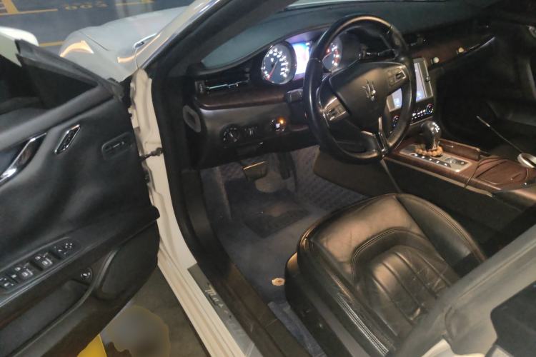 Used Maserati President 2013 3.0T Standard Model Driver Seat