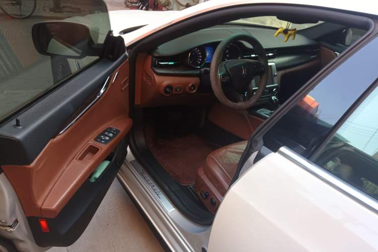 Used Maserati President 2013 3.0T Standard Model Driver Seat