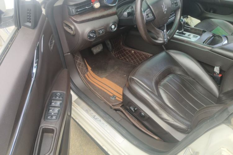 Used Maserati President 2013 3.0T Standard Model Driver Seat