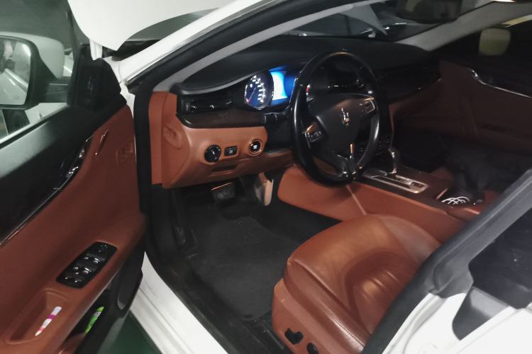Used Maserati President 2013 3.0T Standard Model Driver Seat