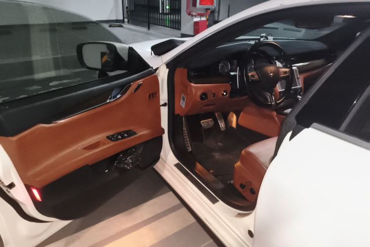 Used Maserati President 2013 3.0T Standard Model Driver Seat
