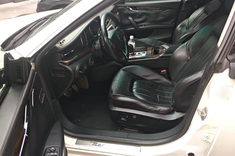Used Maserati President 2013 3.0T Standard Model Driver Seat