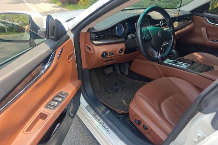 Used Maserati President 2013 3.0T Standard Model Driver Seat