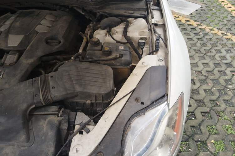 Used Maserati President 2013 3.0T Standard Model Engine Bay Left