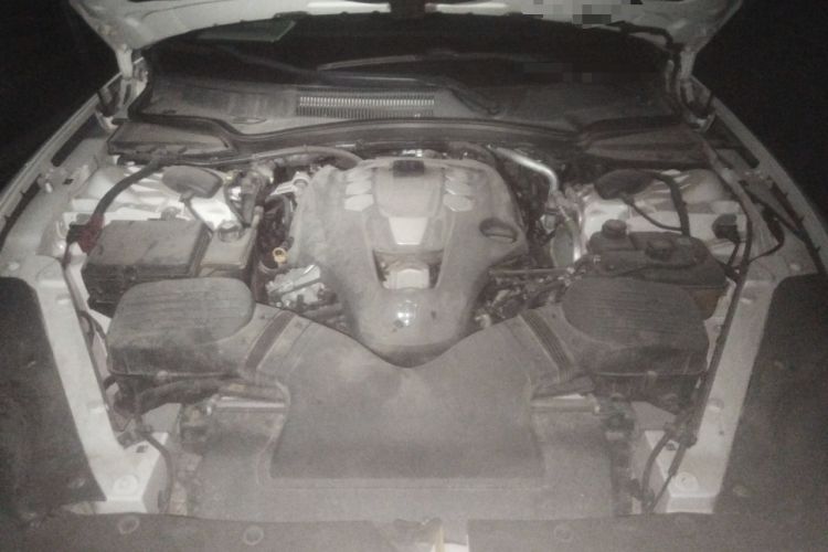 Used Maserati President 2013 3.0T Standard Model Engine Bay