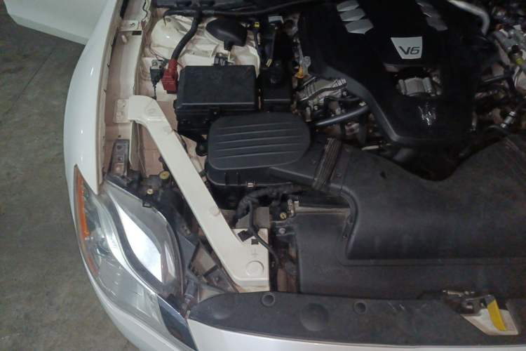 Used Maserati President  Engine Bay Right