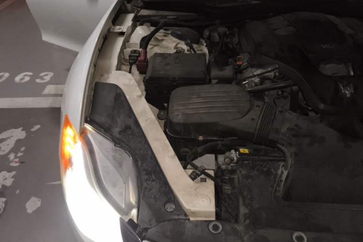 Used Maserati President 2013 3.0T Standard Model Engine Bay Right
