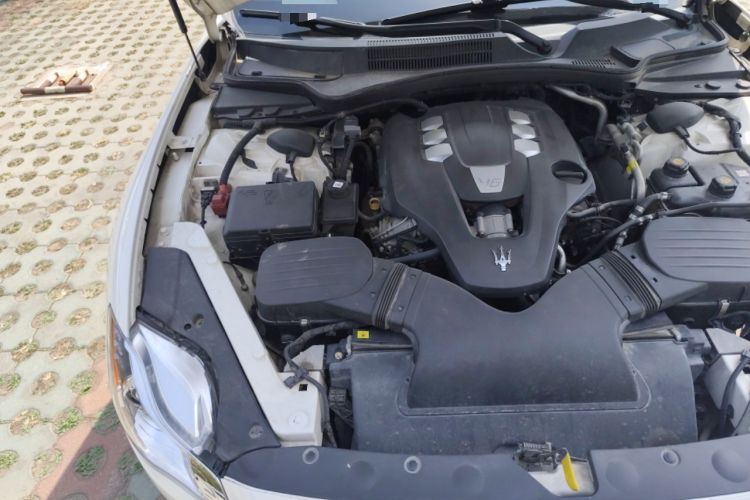 Used Maserati President 2013 3.0T Standard Model Engine Bay Right