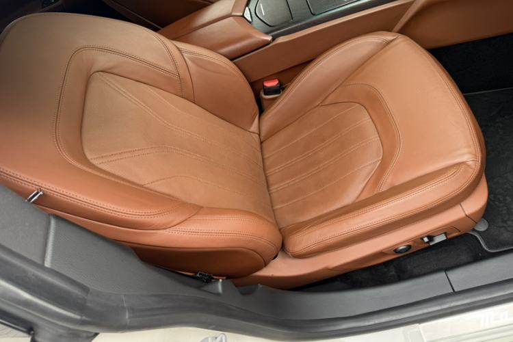 Used Maserati President 2013 3.0T Standard Model Exterior 9