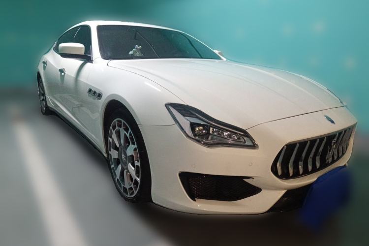 Used Maserati President 2013 3.0T Standard Model Front Right 45 Deg