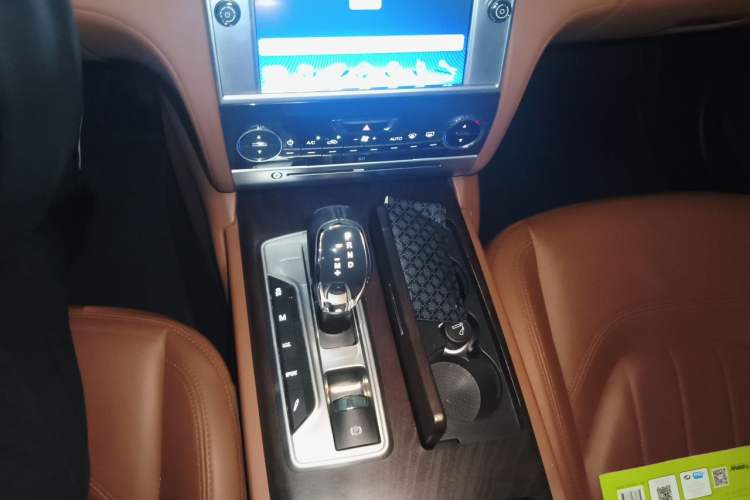 Used Maserati President 2013 3.0T Standard Model Gear Lever