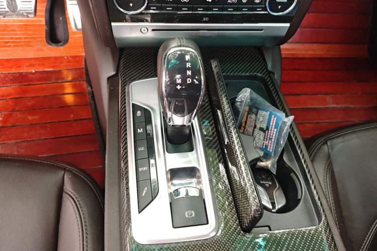Used Maserati President 2013 3.0T Standard Model Gear Lever