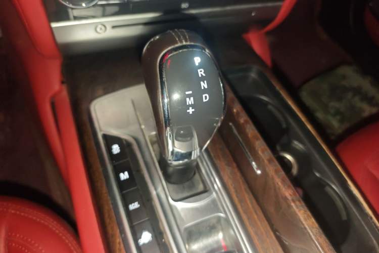 Used Maserati President 2013 3.0T Standard Model Gear Lever