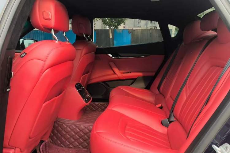 Used Maserati President 2013 3.0T Standard Model Interior 4