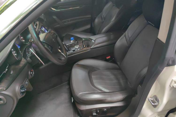 Used Maserati President 2013 3.0T Standard Model Left Front Seat