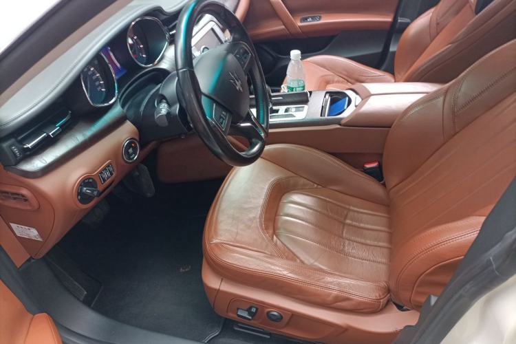 Used Maserati President 2013 3.0T Standard Model Left Front Seat