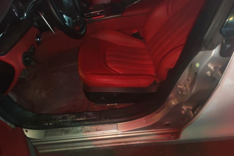 Used Maserati President 2013 3.0T Standard Model Left Front Seat