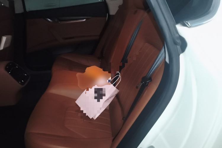 Used Maserati President 2013 3.0T Standard Model Left Rear Seat