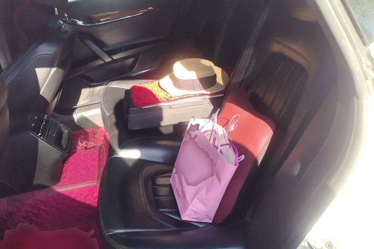 Used Maserati President 2013 3.0T Standard Model Left Rear Seat