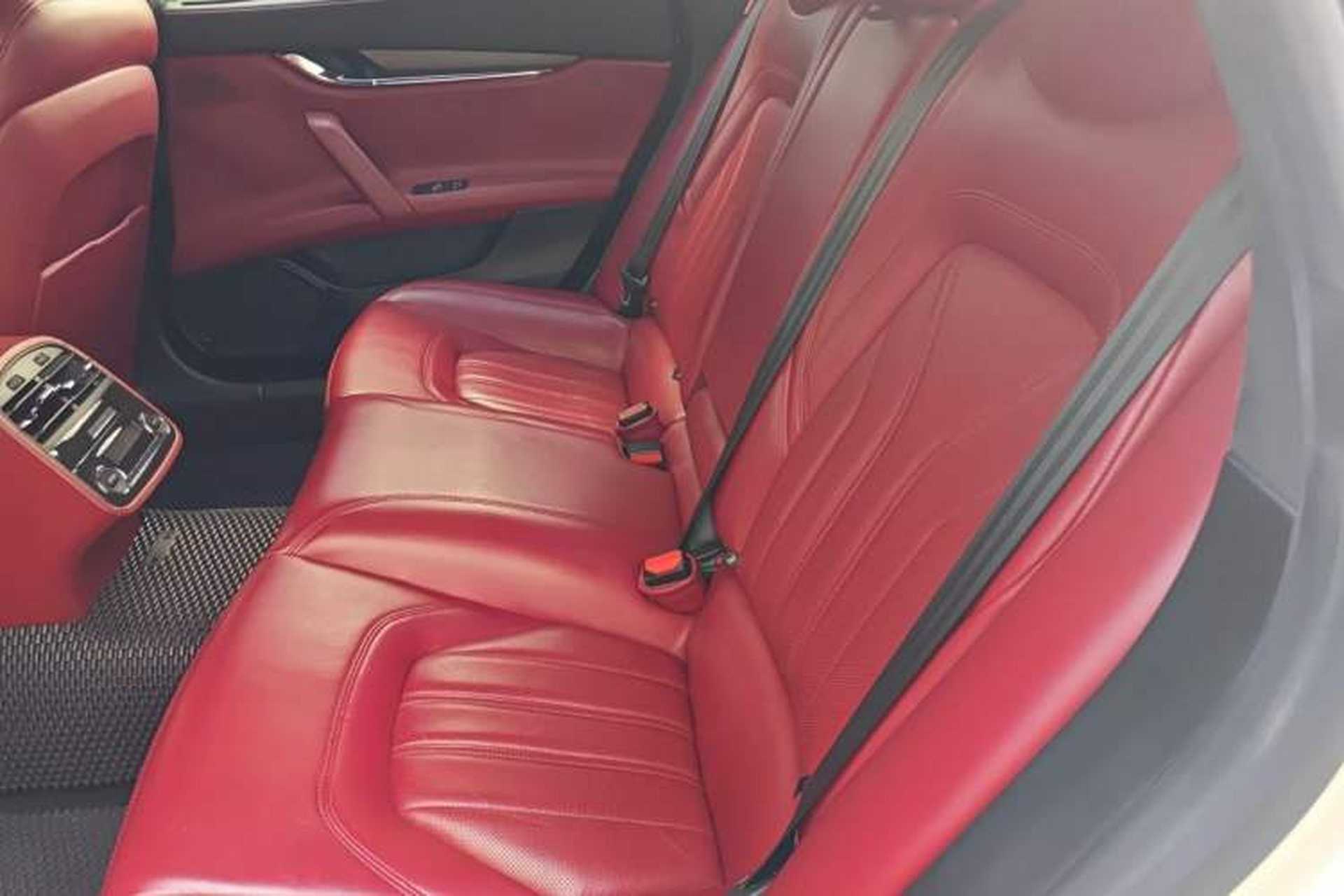 Used Maserati President 2013 3.0T Standard Model Left Rear Seat