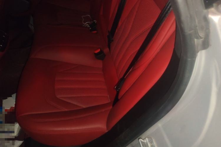 Used Maserati President 2013 3.0T Standard Model Left Rear Seat