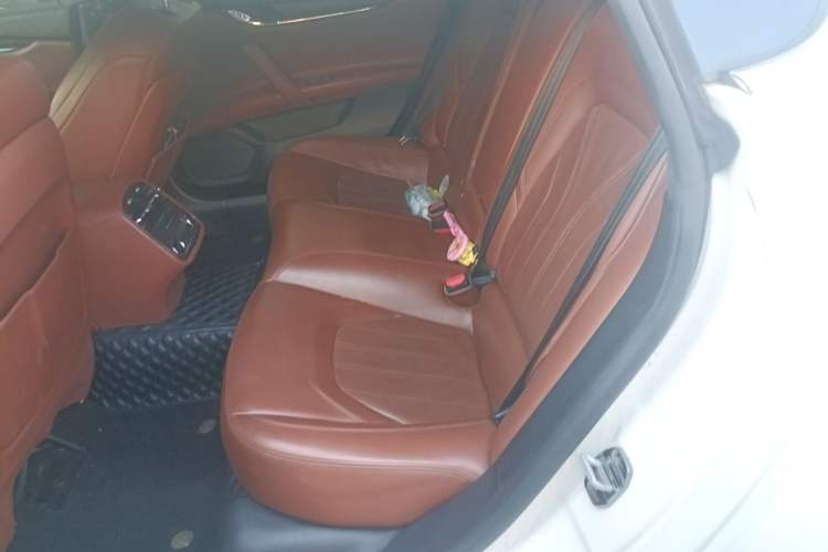 Used Maserati President 2013 3.0T Standard Model Left Rear Seat