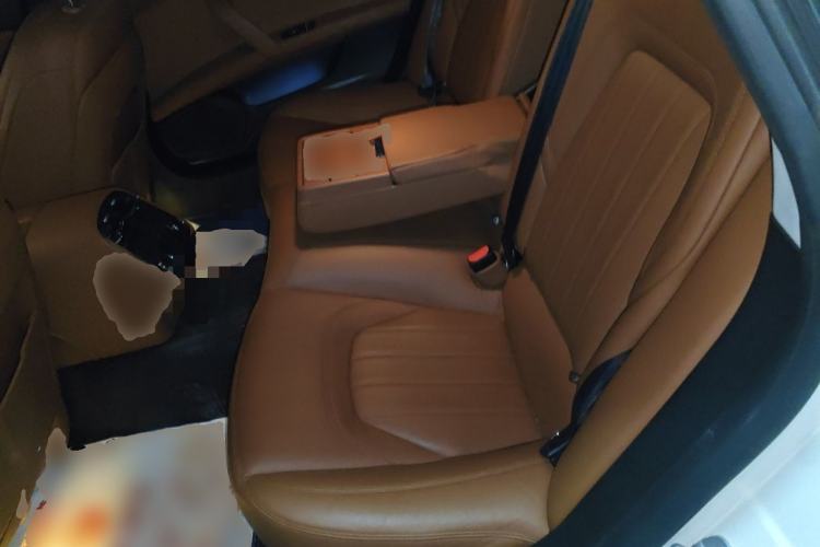 Used Maserati President 2013 3.0T Standard Model Left Rear Seat
