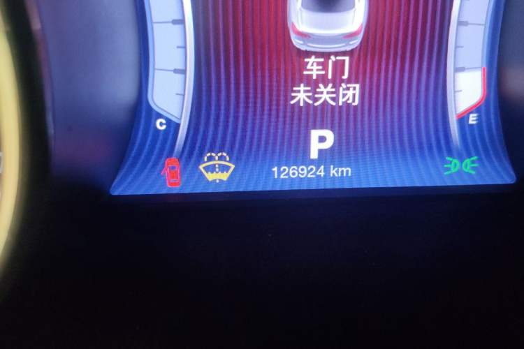 Used Maserati President 2013 3.0T Standard Model Odometer Close Up